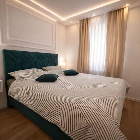 Premium Deny Apartman